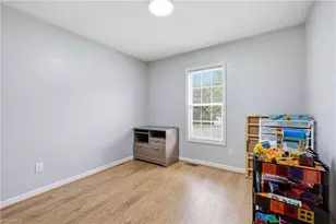 227 Meadow Lark Ln, Thomasville, NC 27360 - Photo 15
