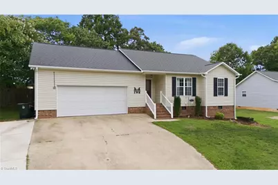 227 Meadow Lark Lane, Thomasville, NC 27360 - Photo 5