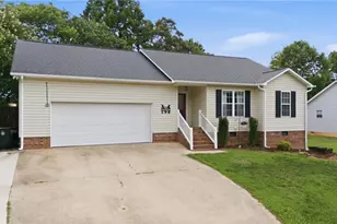 227 Meadow Lark Ln, Thomasville, NC 27360 - Photo 5