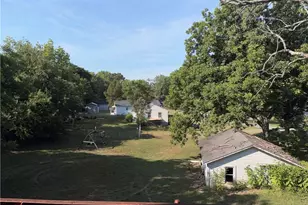 309 Wentworth St, Reidsville, NC 27320 - Photo 9