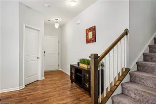 1586 Running Deer Dr, Kernersville, NC 27284 - Photo 5