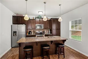 1586 Running Deer Dr, Kernersville, NC 27284 - Photo 3