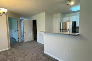 4306 Timberbrooke Dr, Greensboro, NC 27409 - Photo 9