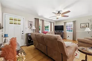 433 Belvue Dr, Mount Airy, NC 27030 - Photo 7