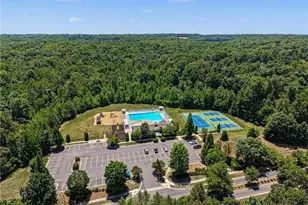 405 Gulliver Ct, Greensboro, NC 27405 - Photo 31