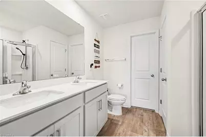 405 Gulliver Court, Greensboro, NC 27405 - Photo 15