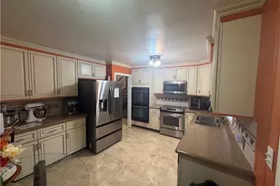2050 Independence Rd, Winston-Salem, NC 27106 - Photo 9