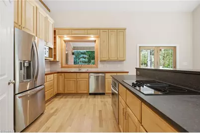 7718 Pearman Quarry Road, Kernersville, NC 27284 - Photo 11