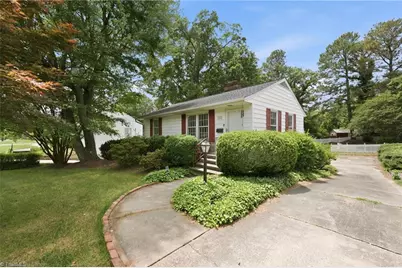 532 Central Avenue, Burlington, NC 27215 - Photo 1