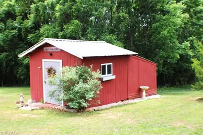259 Chatham Road, Mount Airy, NC 27030 - Photo 5