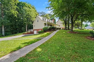 153 Winfield Dr, King, NC 27021 - Photo 5