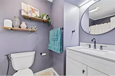 2607 Woodview Drive, Greensboro, NC 27408 - Photo 19