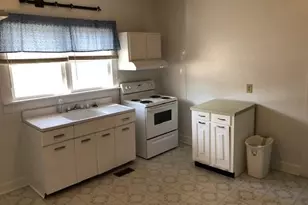 1143 Carolina Ave, Eden, NC 27288 - Photo 5
