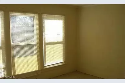 215 Orchard Street, Mount Airy, NC 27030 - Photo 5