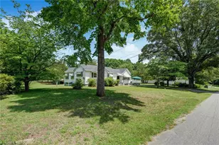 1315 Rosemary St, Reidsville, NC 27320 - Photo 7