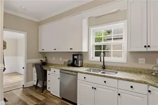 1733 Abbottsford Dr, Kernersville, NC 27284 - Photo 9