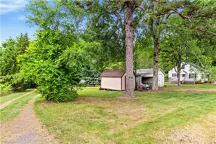141 Vanzant Rd, Mocksville, NC 27028 - Photo 23
