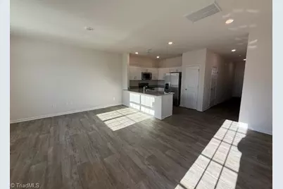 1323 Broholmer Lane, Greensboro, NC 27405 - Photo 11