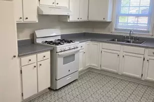 579 Alspaugh St, Winston-Salem, NC 27105 - Photo 3