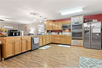 227 S Scales Street, Reidsville, NC 27320 - Photo 11