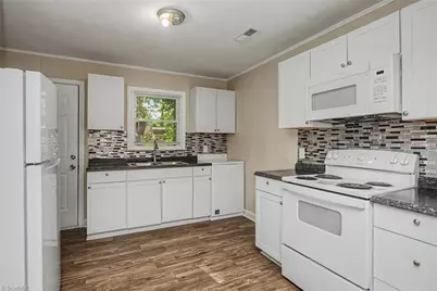 411 Hobson Street, High Point, NC 27260 - Photo 3