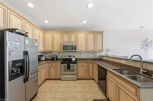 4019 Comrie Ln, Burlington, NC 27215 - Photo 7