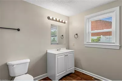 104 S Raleigh Street, Greensboro, NC 27401 - Photo 23