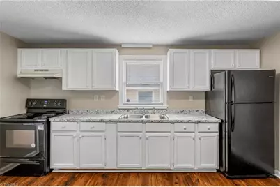 104 S Raleigh Street, Greensboro, NC 27401 - Photo 13
