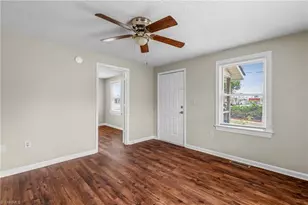 104 S Raleigh St, Greensboro, NC 27401 - Photo 7
