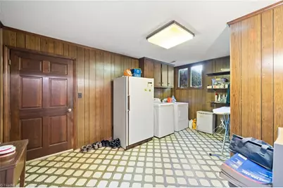 421 Flyntvalley Drive, Winston-Salem, NC 27104 - Photo 35