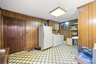 421 Flyntvalley Dr, Winston-Salem, NC 27104 - Photo 35