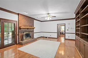 114 Willoughby Park Dr, High Point, NC 27265 - Photo 9