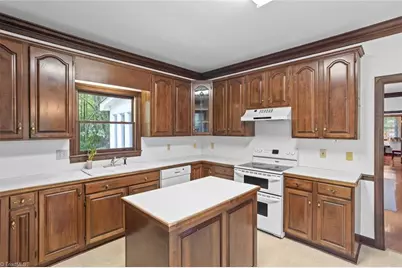 114 Willoughby Park Drive, High Point, NC 27265 - Photo 13