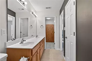 1935 Ray Alexander Dr, Greensboro, NC 27410 - Photo 33