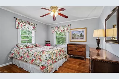 2203 Cypress Street, Greensboro, NC 27405 - Photo 19