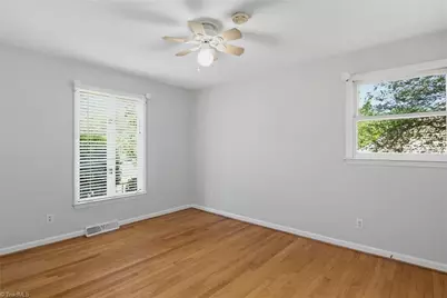 5302 Ainsworth Drive, Greensboro, NC 27410 - Photo 25