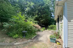 611 Fourth St, Mebane, NC 27302 - Photo 3
