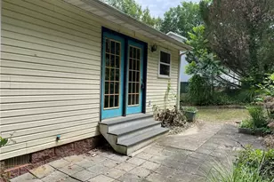 611 Fourth St, Mebane, NC 27302 - Photo 5