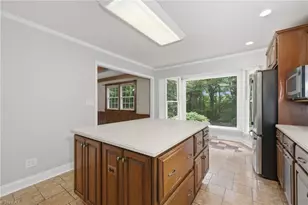 2025 Duckworth Ct, Winston-Salem, NC 27106 - Photo 9