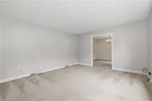 2025 Duckworth Ct, Winston-Salem, NC 27106 - Photo 17