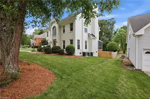 307 Overman St, Greensboro, NC 27410 - Photo 3