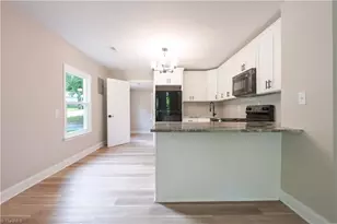 202 Armfield Ave, Asheboro, NC 27203 - Photo 5