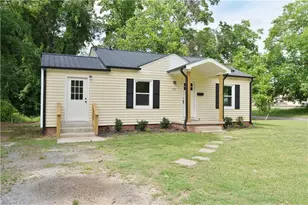 202 Armfield Ave, Asheboro, NC 27203 - Photo 3