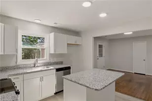 4021 Whitfield Rd, Winston-Salem, NC 27105 - Photo 9