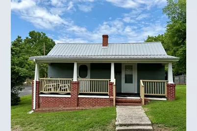 212 S 6th Avenue, Mayodan, NC 27027 - Photo 1
