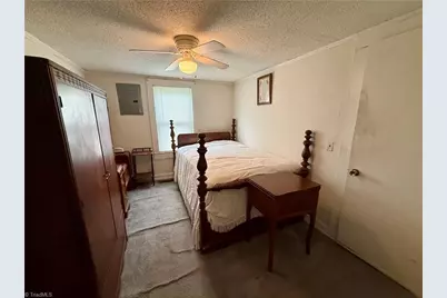 212 S 6th Avenue, Mayodan, NC 27027 - Photo 21