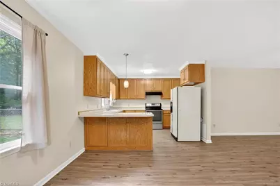 2387 Woodridge Drive, Asheboro, NC 27205 - Photo 9