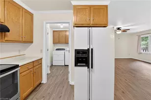 2387 Woodridge Dr, Asheboro, NC 27205 - Photo 13