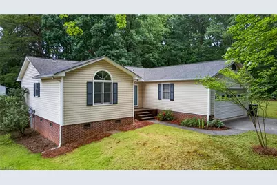 2387 Woodridge Drive, Asheboro, NC 27205 - Photo 31