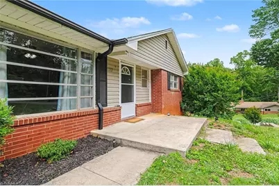 1263 Marlborough Lane, Winston-Salem, NC 27105 - Photo 3